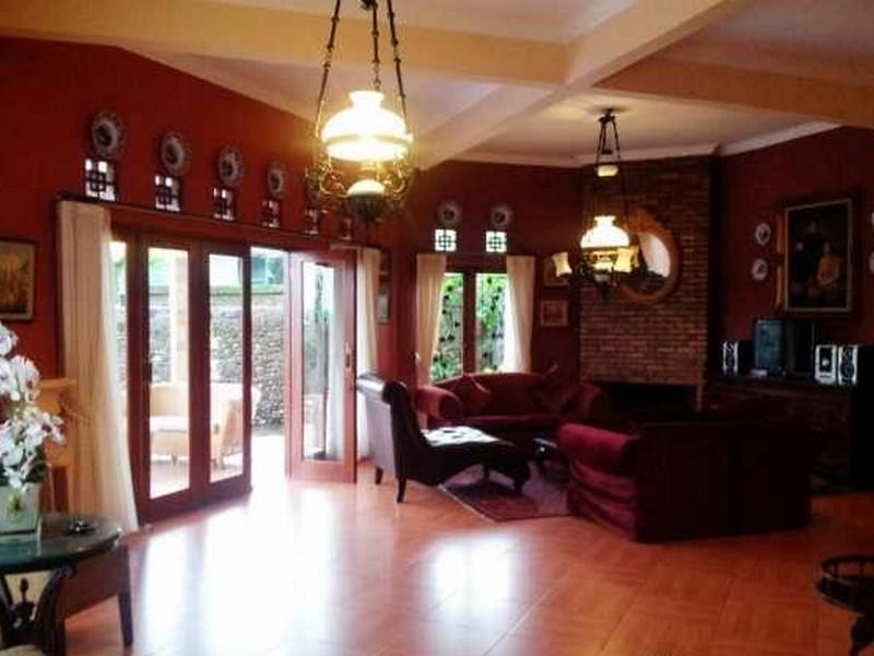 Villa Riri By The London Living Depok Exterior photo